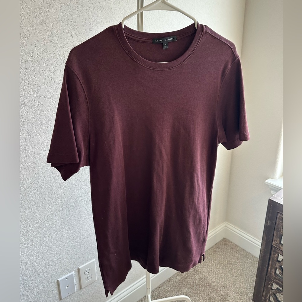 Men’s burgundy short sleeve t-shirt